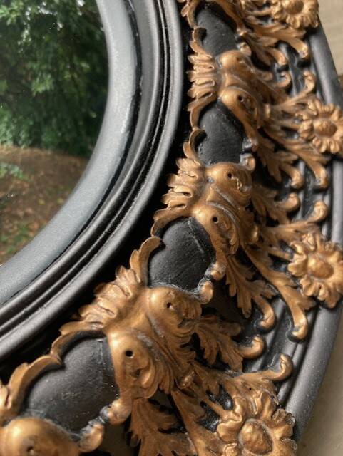 Witch's mirror or convex mirror