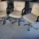 Lot de 3 fauteuils de bureau en cuir année 70