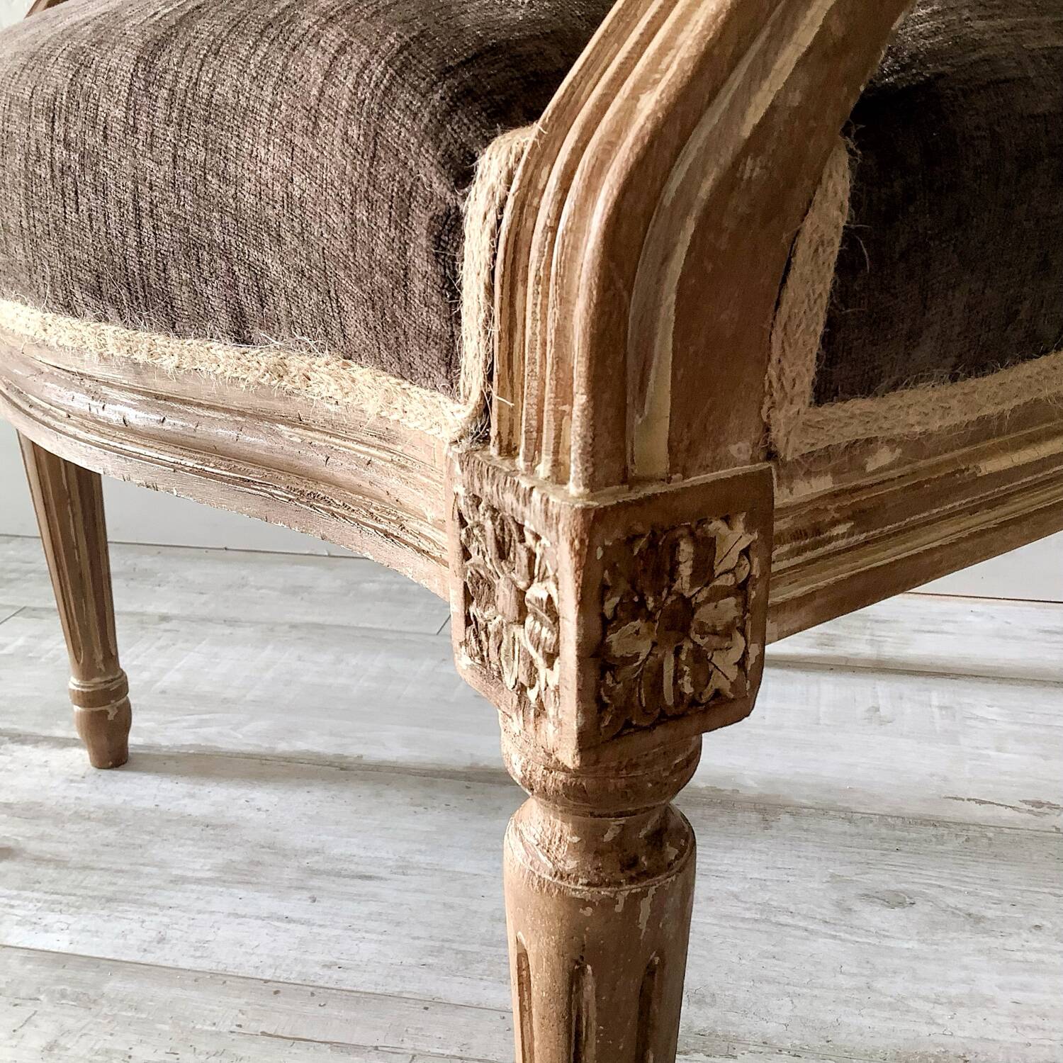 Louis XVI armchair with medallion back