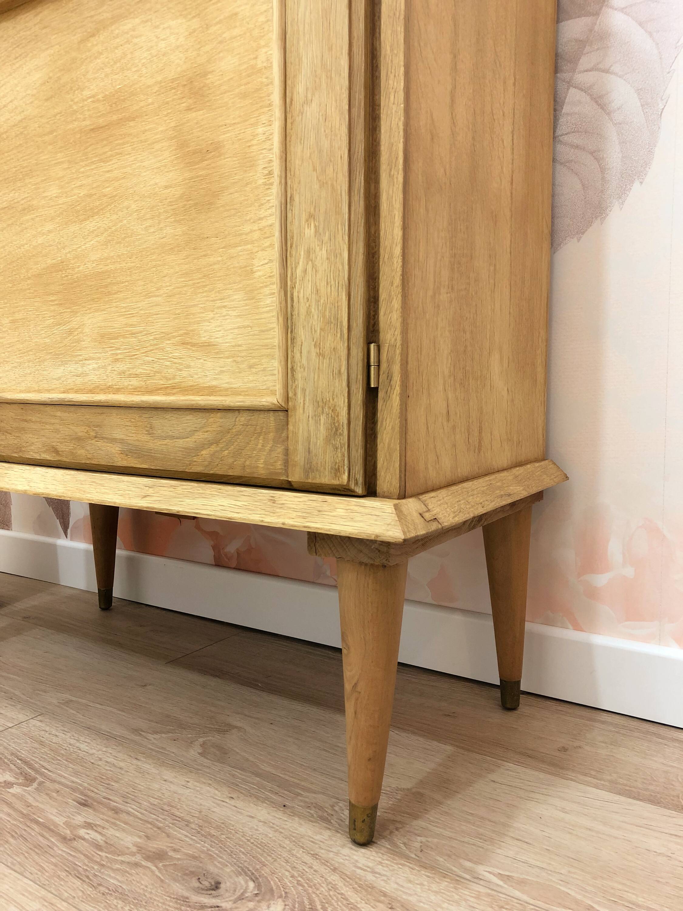Vitrine vintage en chêne