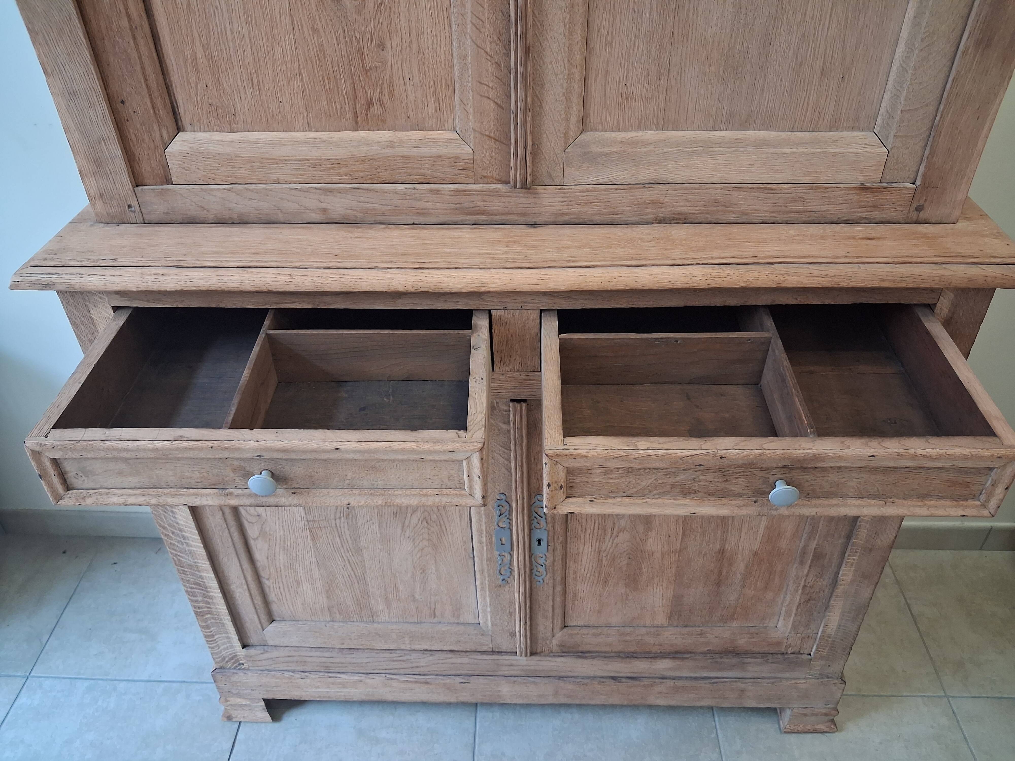 Buffet vaissselier