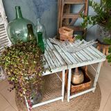 Folding table