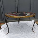 Round coffee table with Japanese bird and flower decor