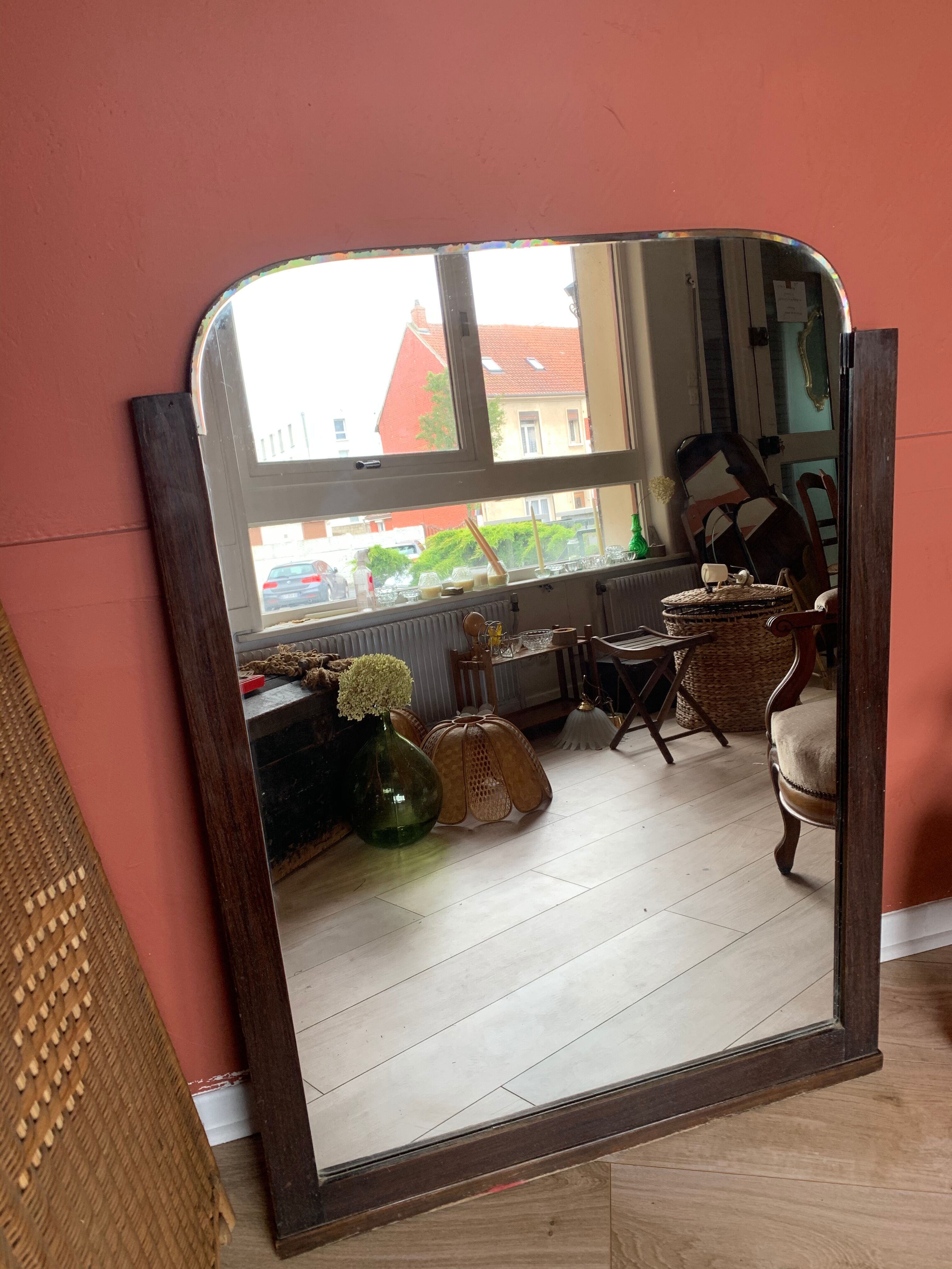 Mirror on foot 82x110cm