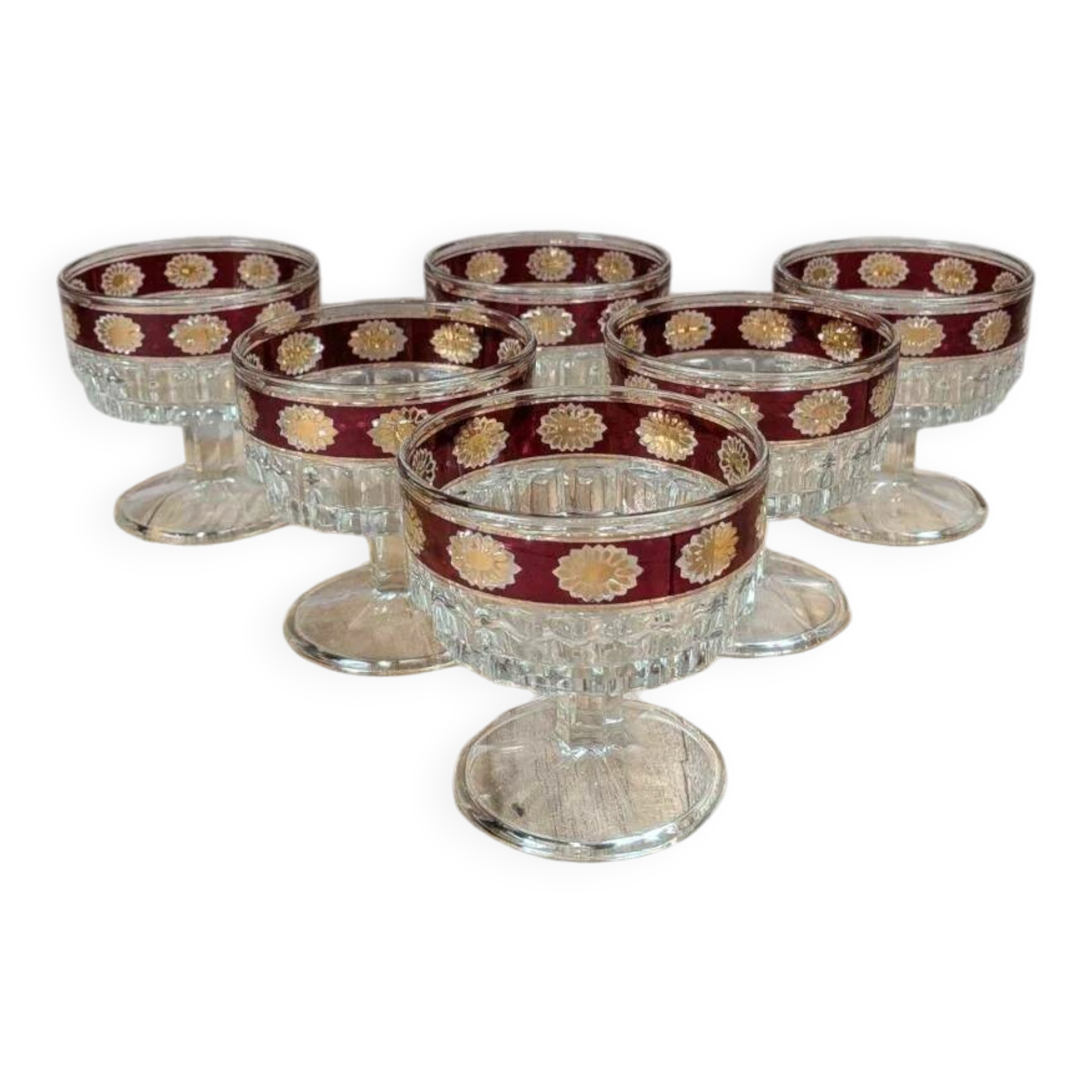 Set of vintage Italian fuchsia and gold cups