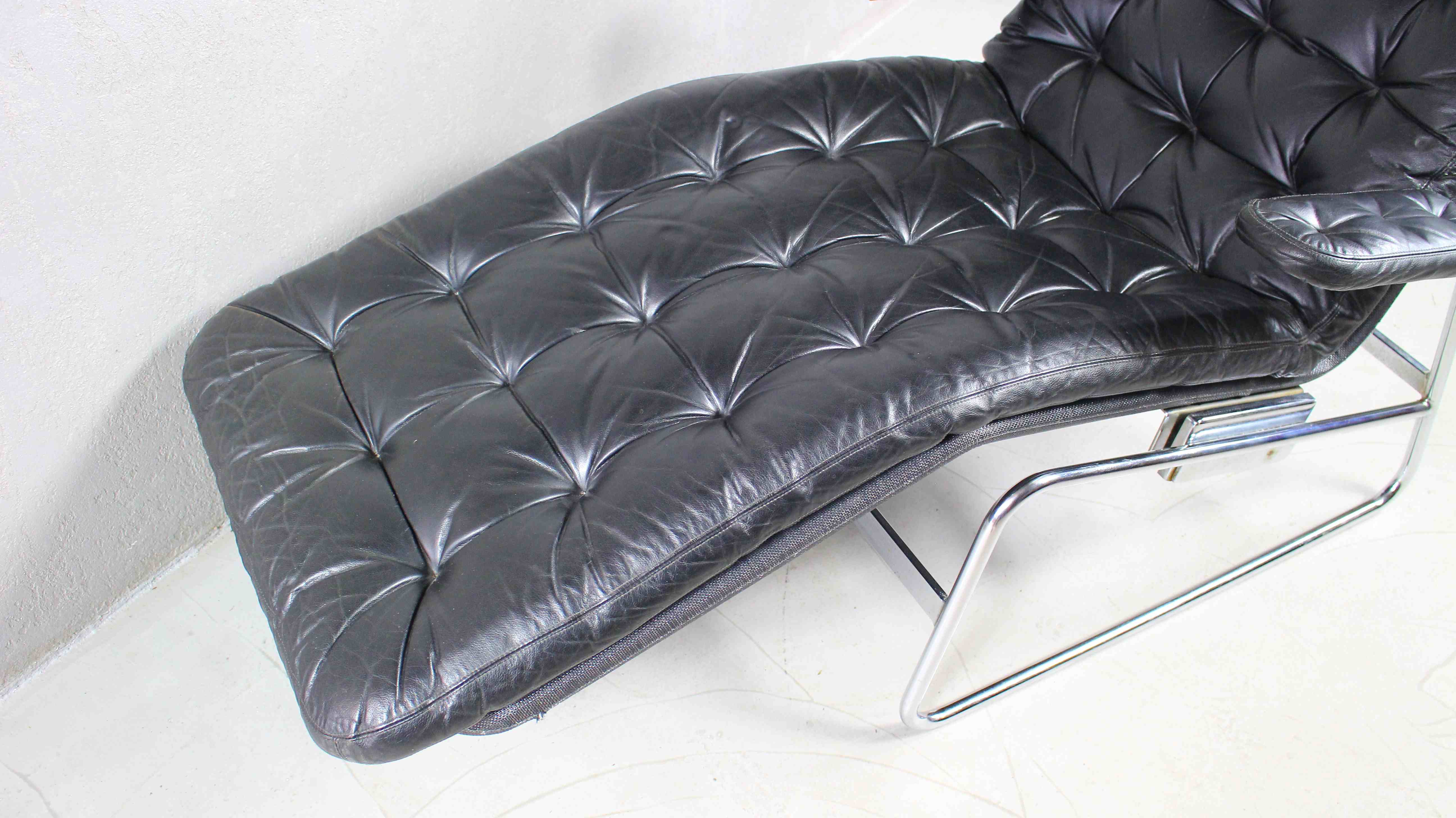 1970s Swedish Leather Chaise by Sam Larsson for DUX