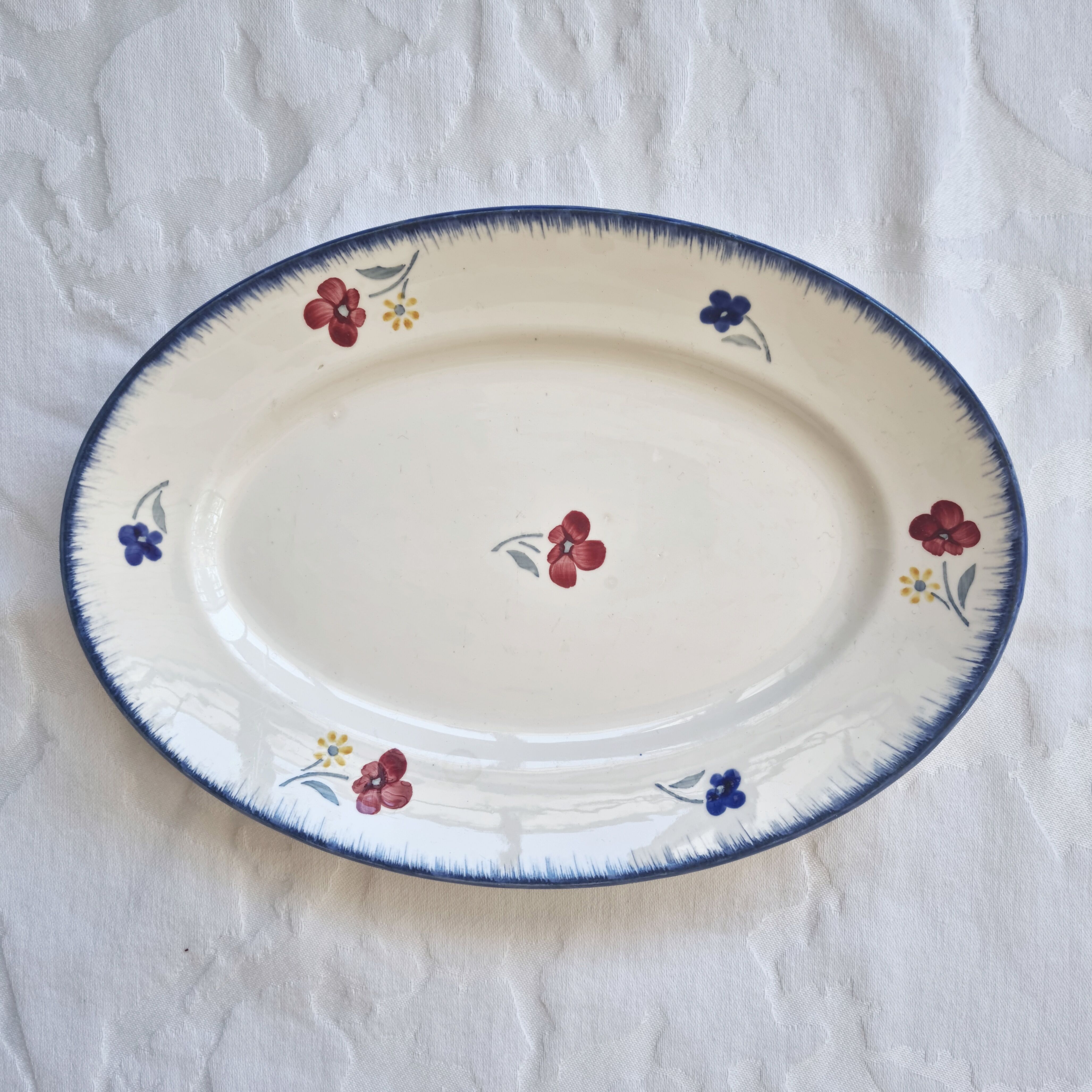 Ovale dish Mary-Lou de Digoin