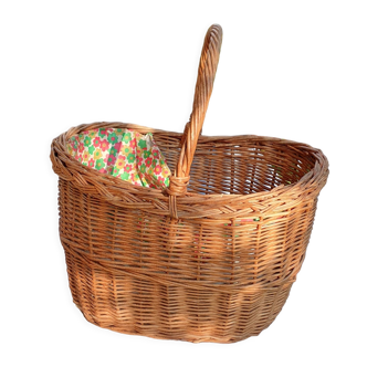 Old oval wicker basket