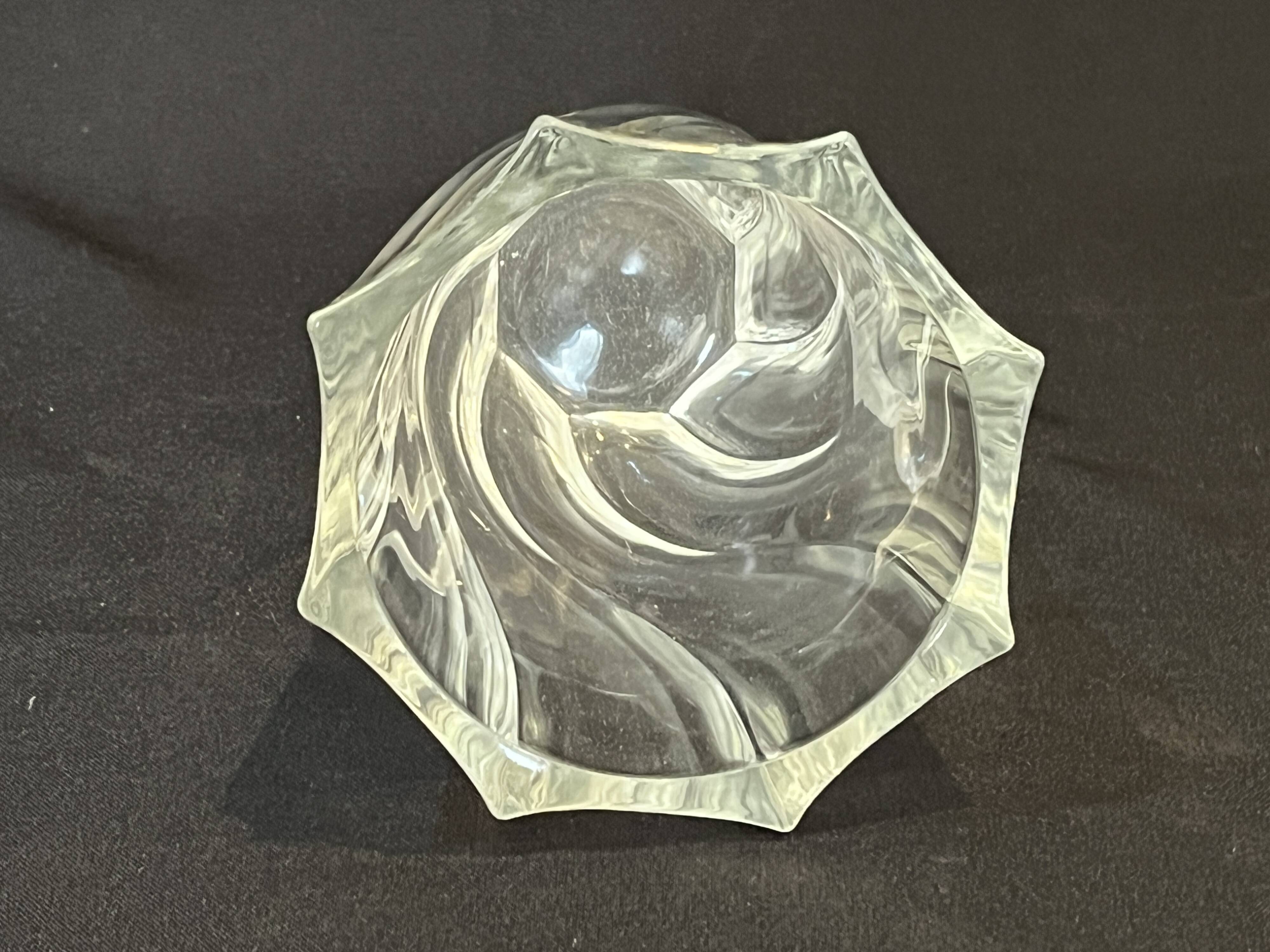 Luminarc vase in transparent glass swirl from the Arques glassworks 1970