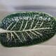 Plat creux en barbotine feuille de chou