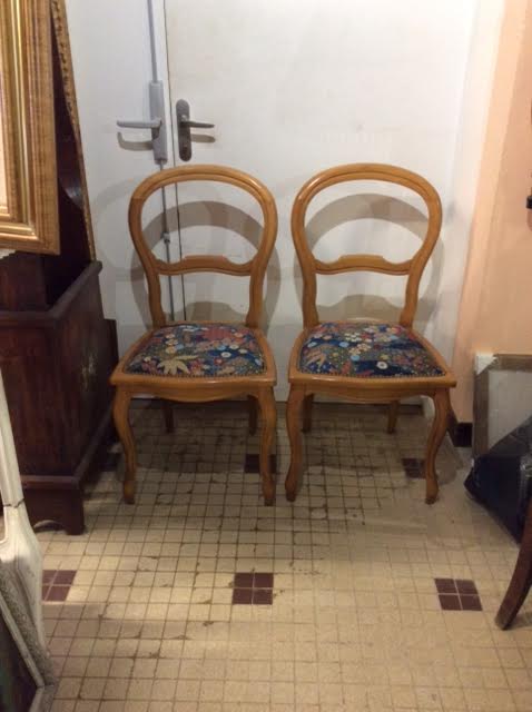 Set of 2 bedroom chairs