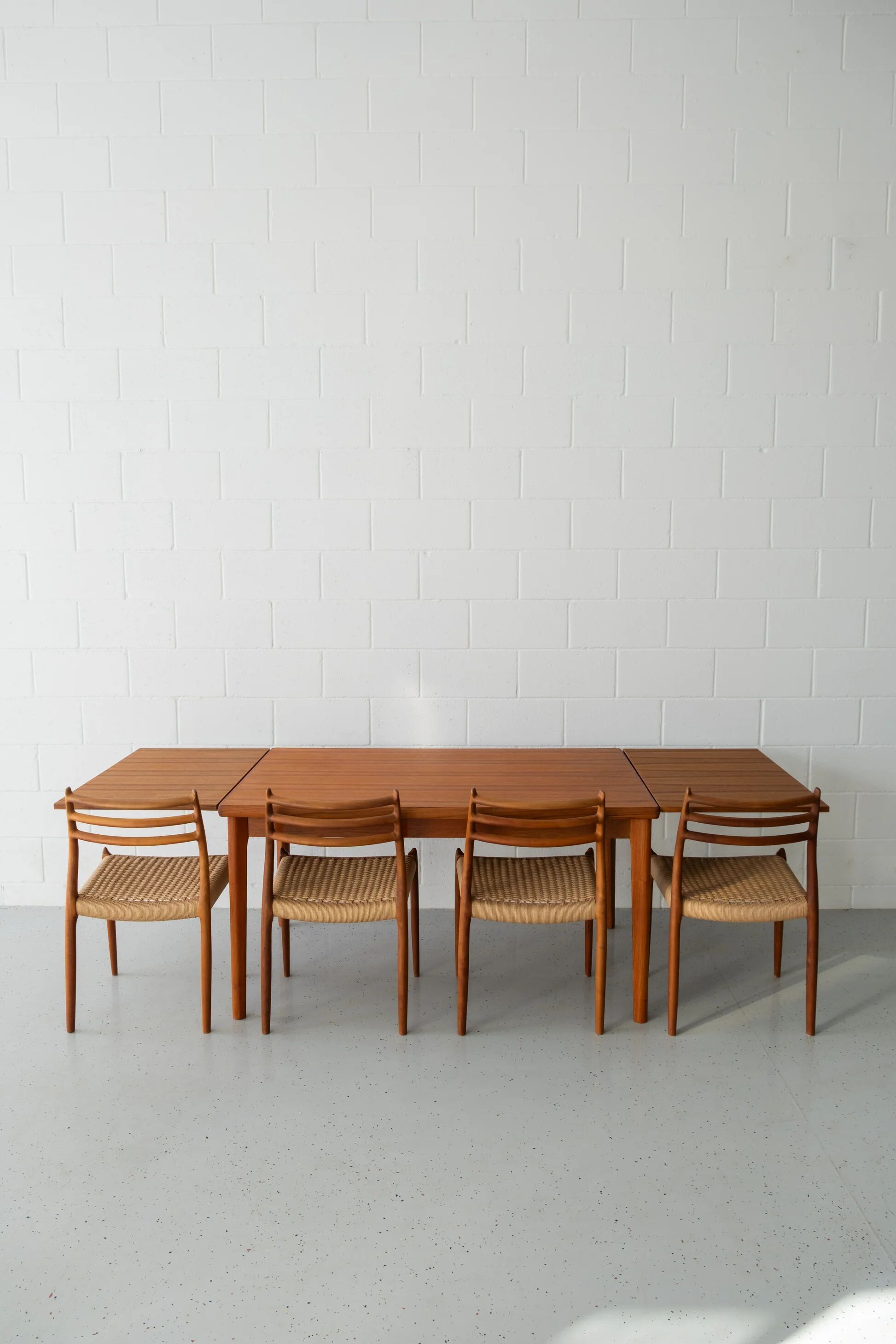 Dining table in teak by Henning Kjaernulf for Vejle Stole Møbelfabrik, Denmark, c. 1960s