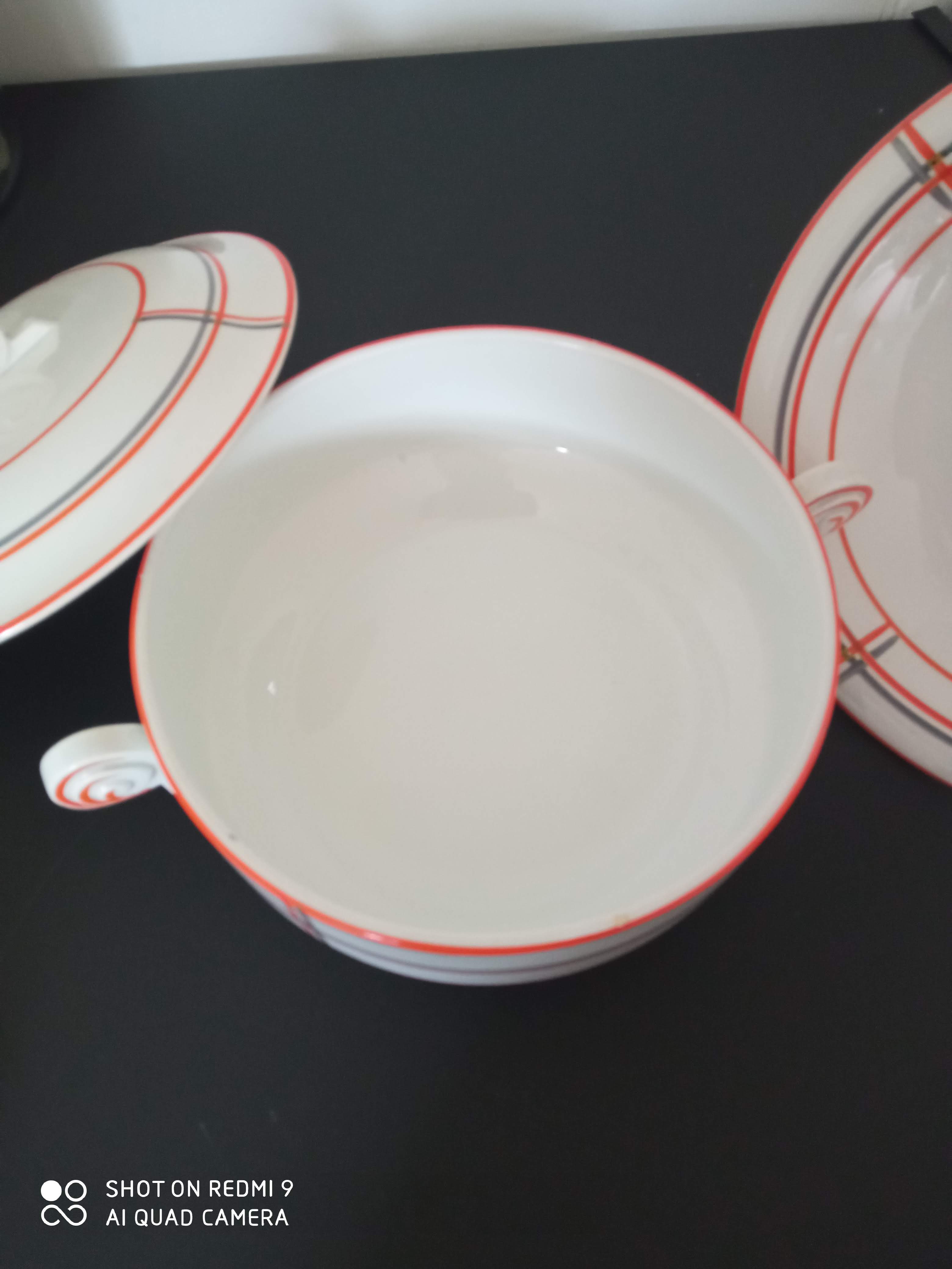 Jam service and antique onnaing ceramic compotier