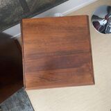 Exotic style pyramidal drawer column