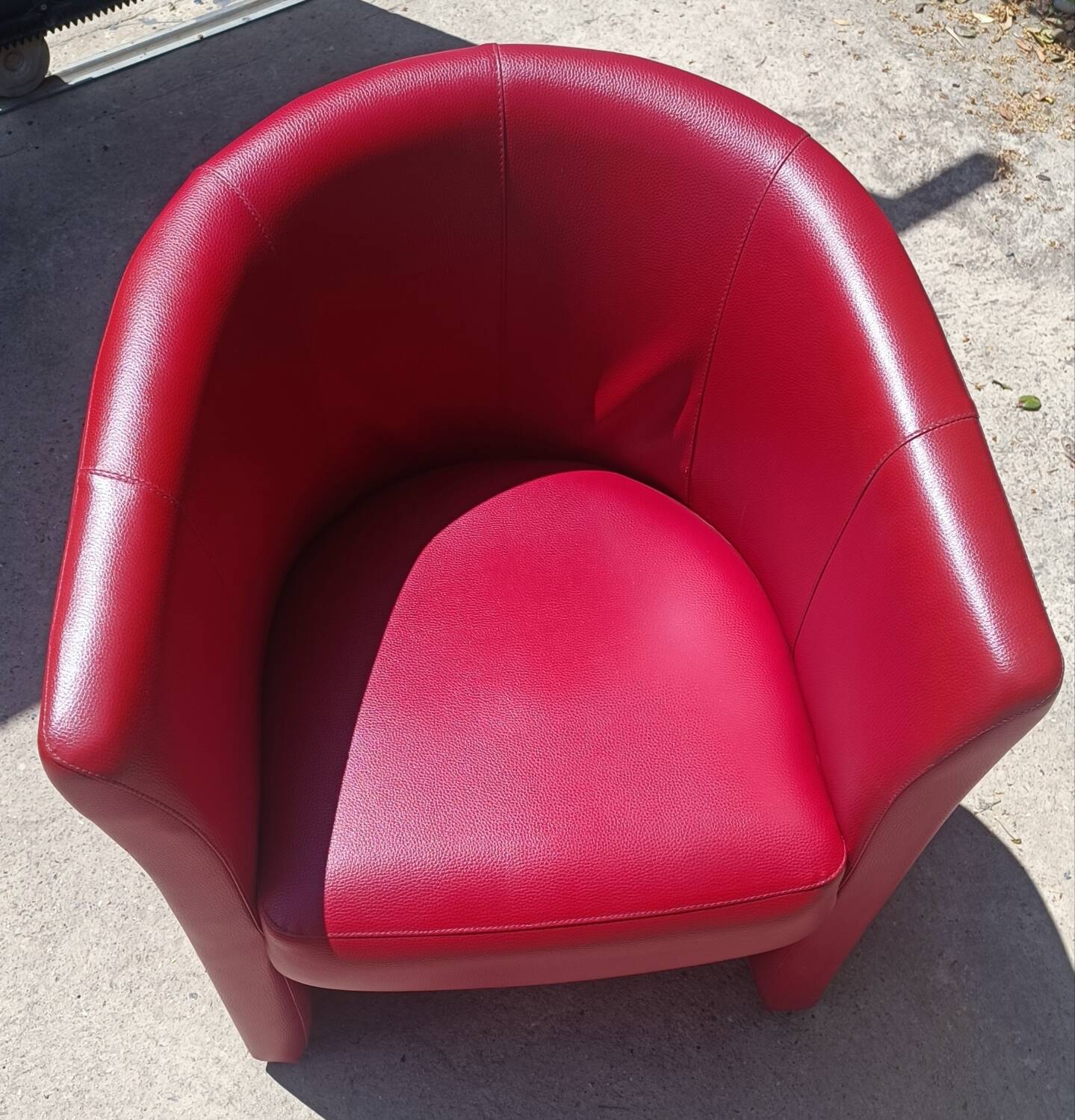 Convertible armchair