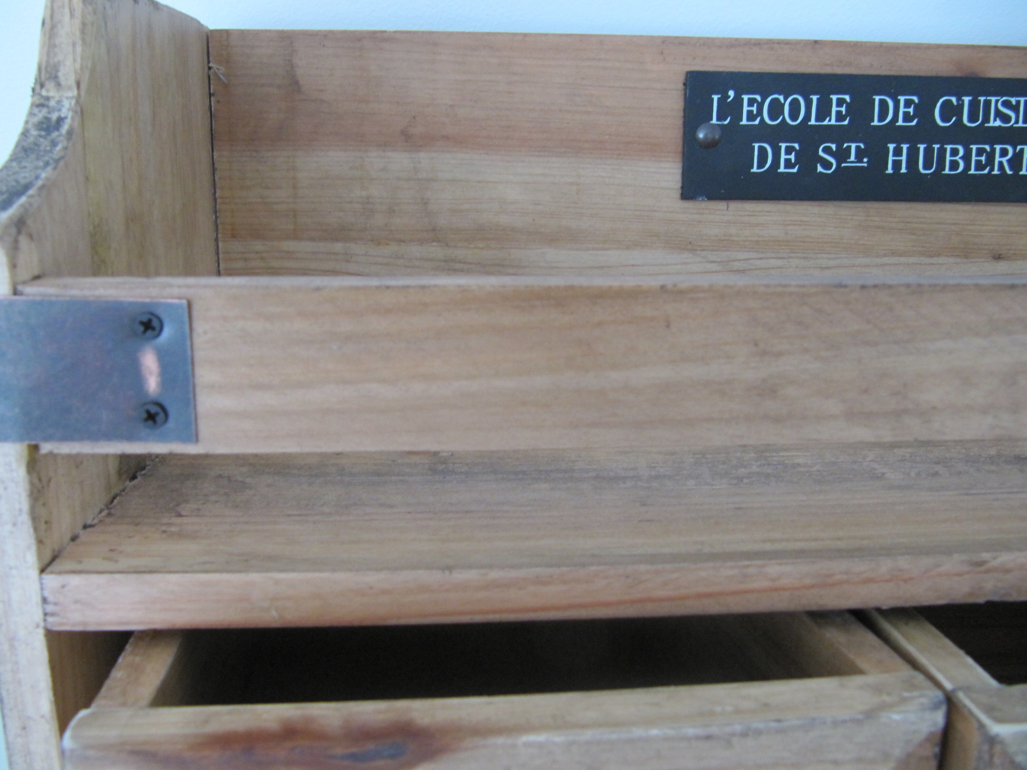 Etagère murale à épices bois et métal