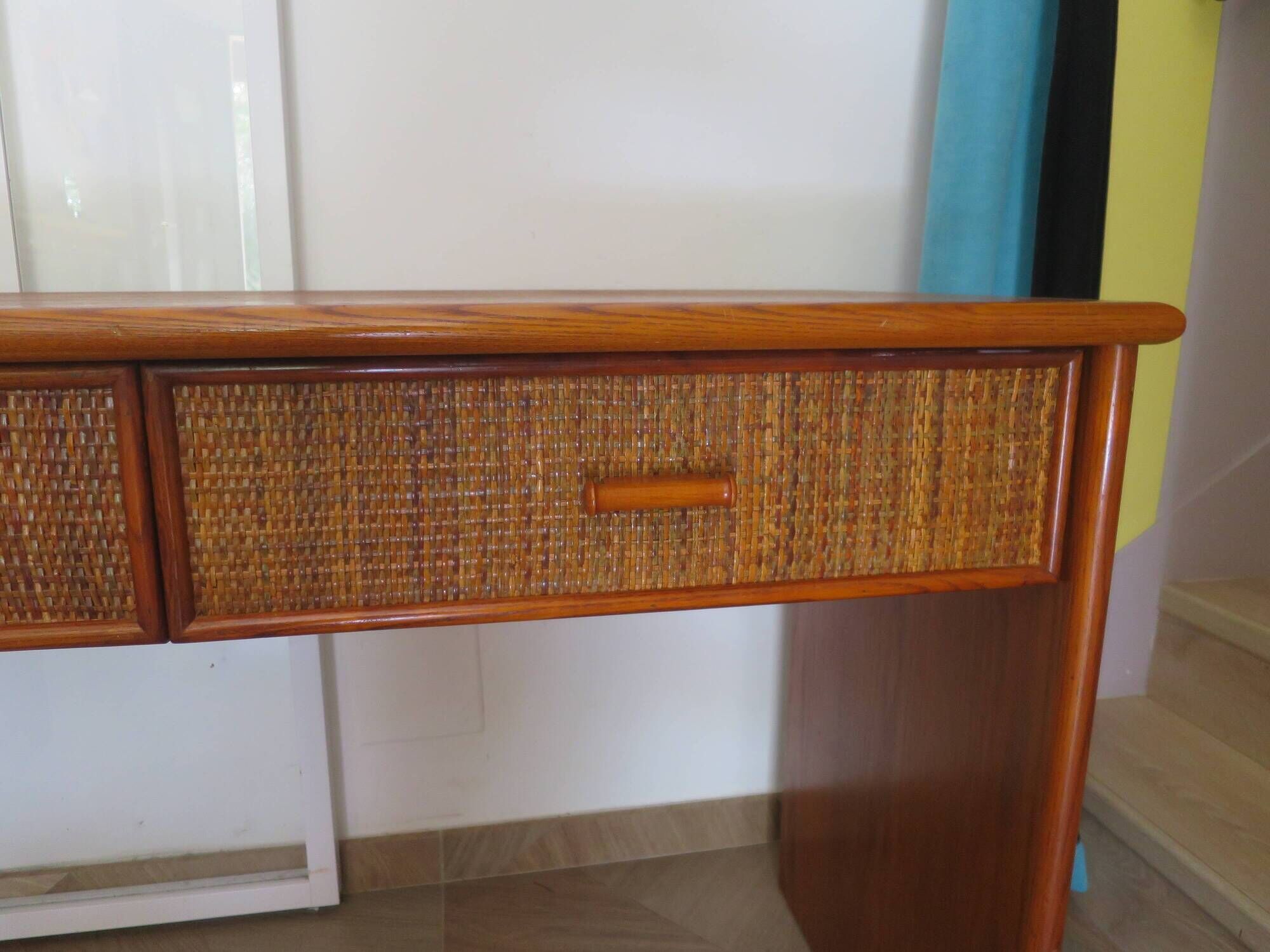 Vintage cane rattan desk with a large top and 5 drawers - 1960s/70s.