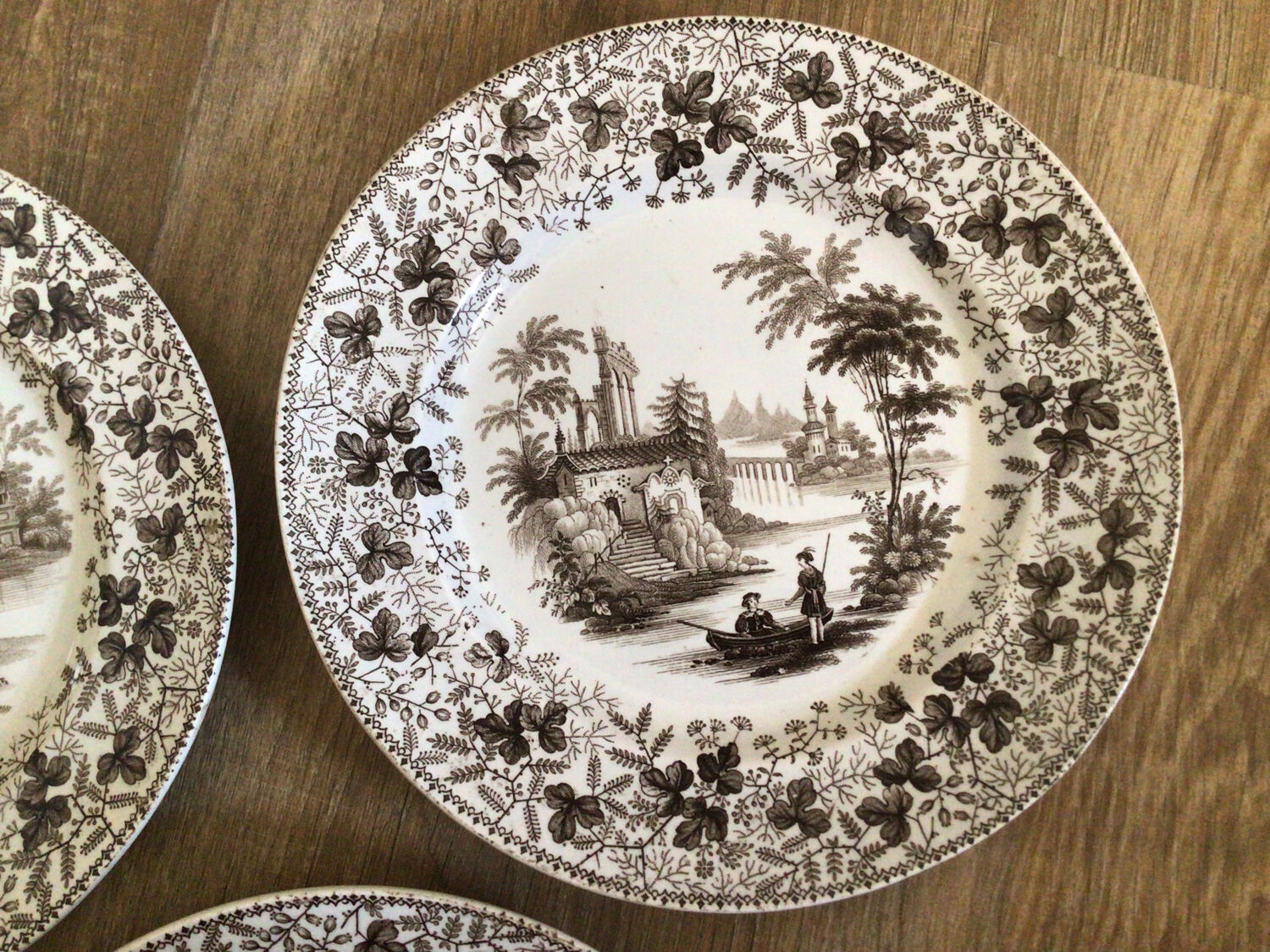 Set of 3 plates collection