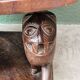 Siège africain monoxyle en bois sculpté