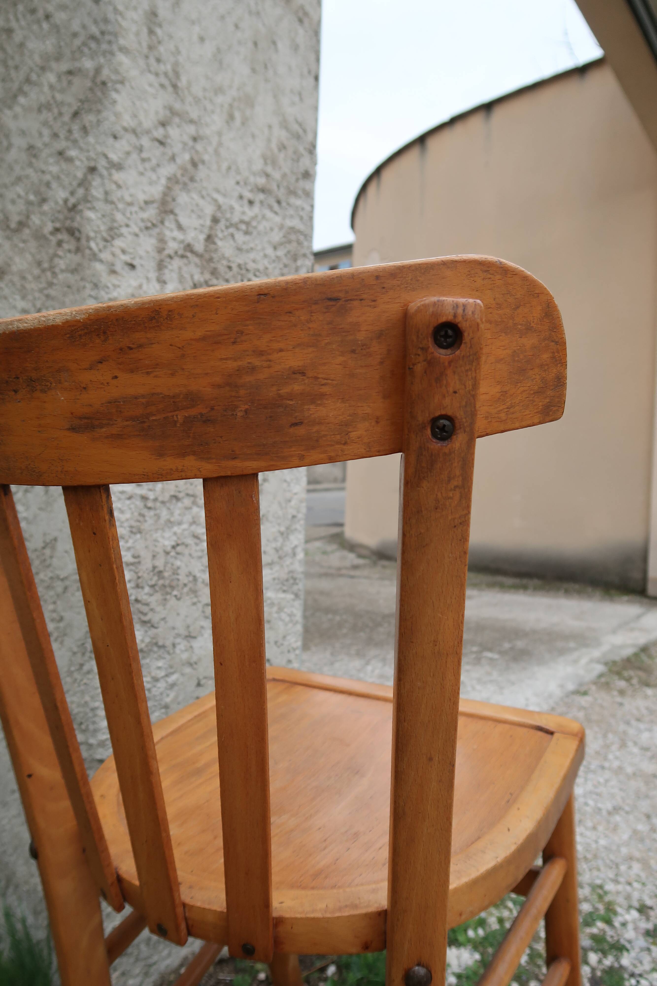 Lot de 4 chaises bistrot Thonet et Baumann