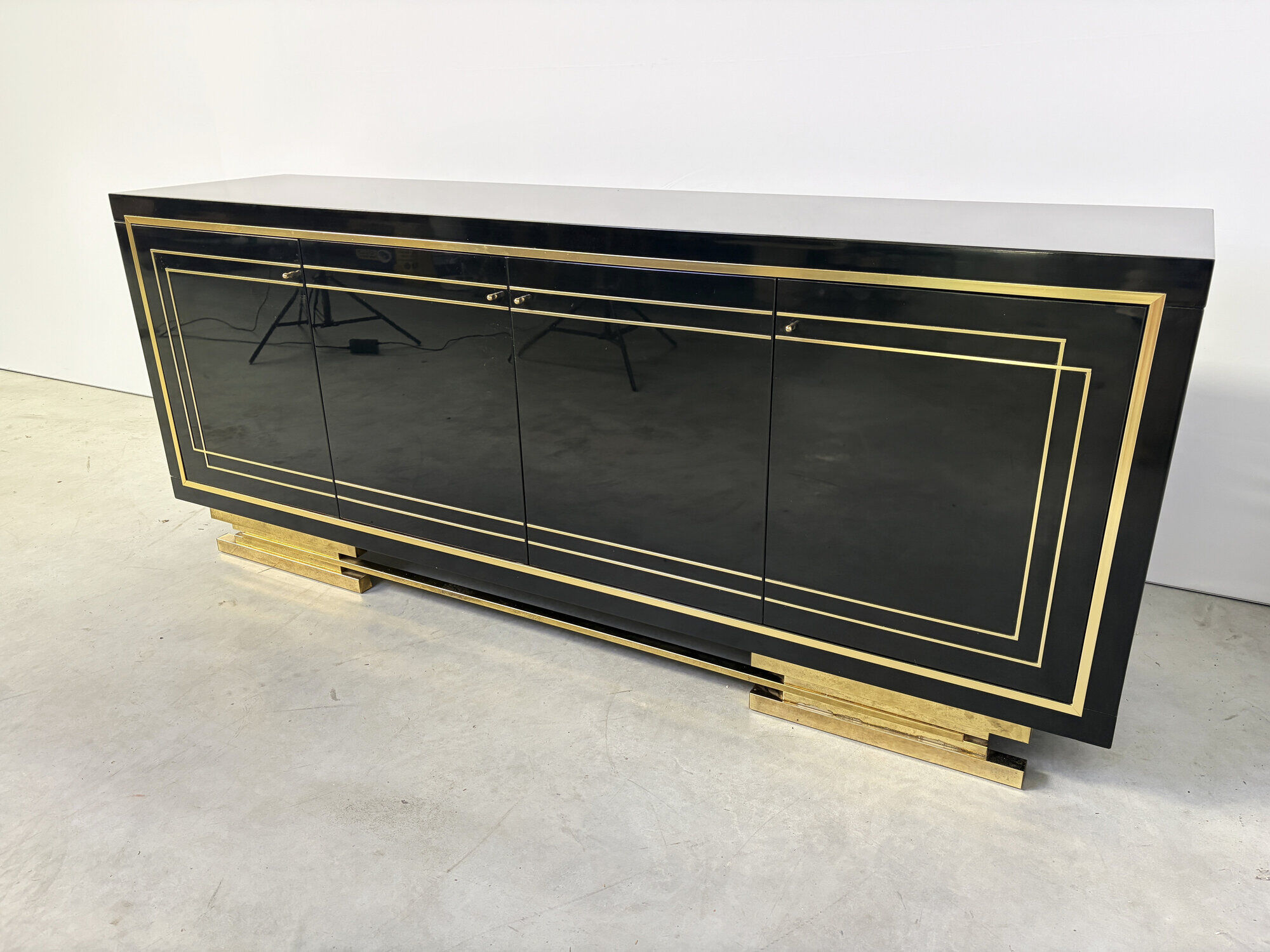 Vintage brass and lacquer sideboard, 1980s