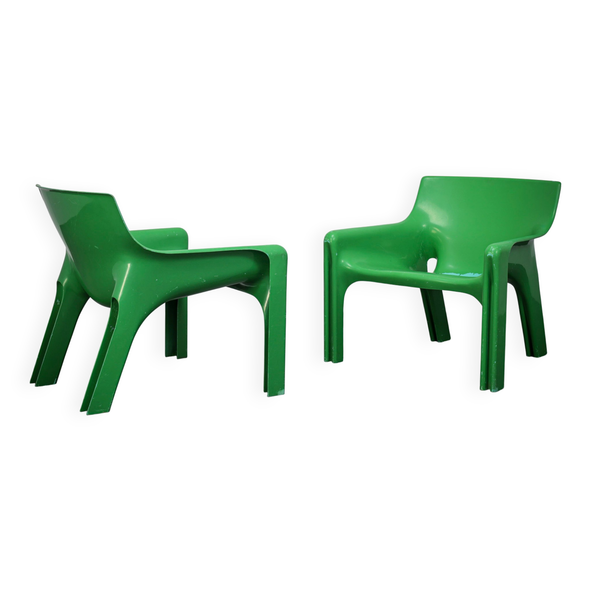 Pair of Vicario armchairs by Vico Magistretti for Artemide, Italy, 1970s.