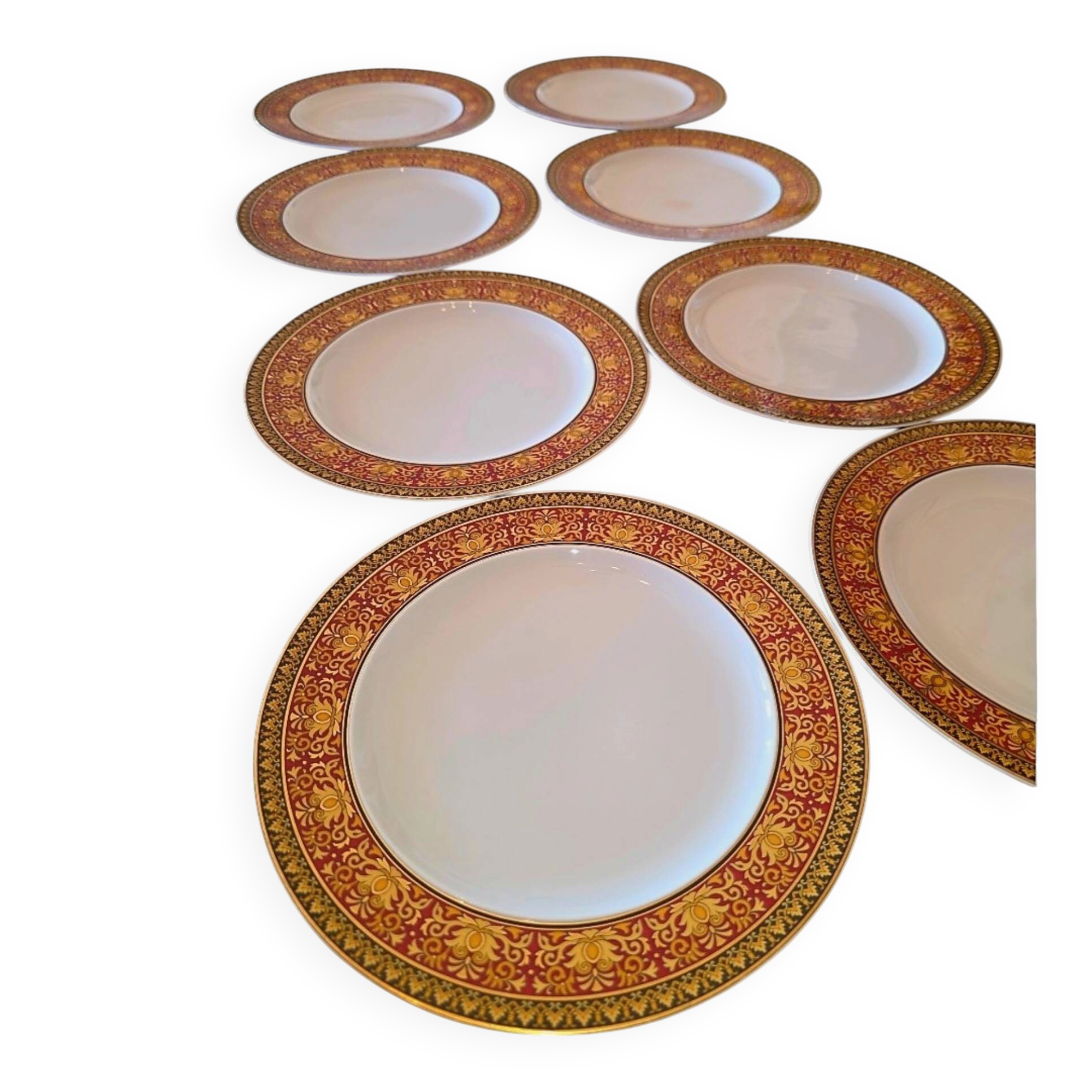 Suite de 8 assiettes "Medusa Red" – Rosenthal meets Versace​