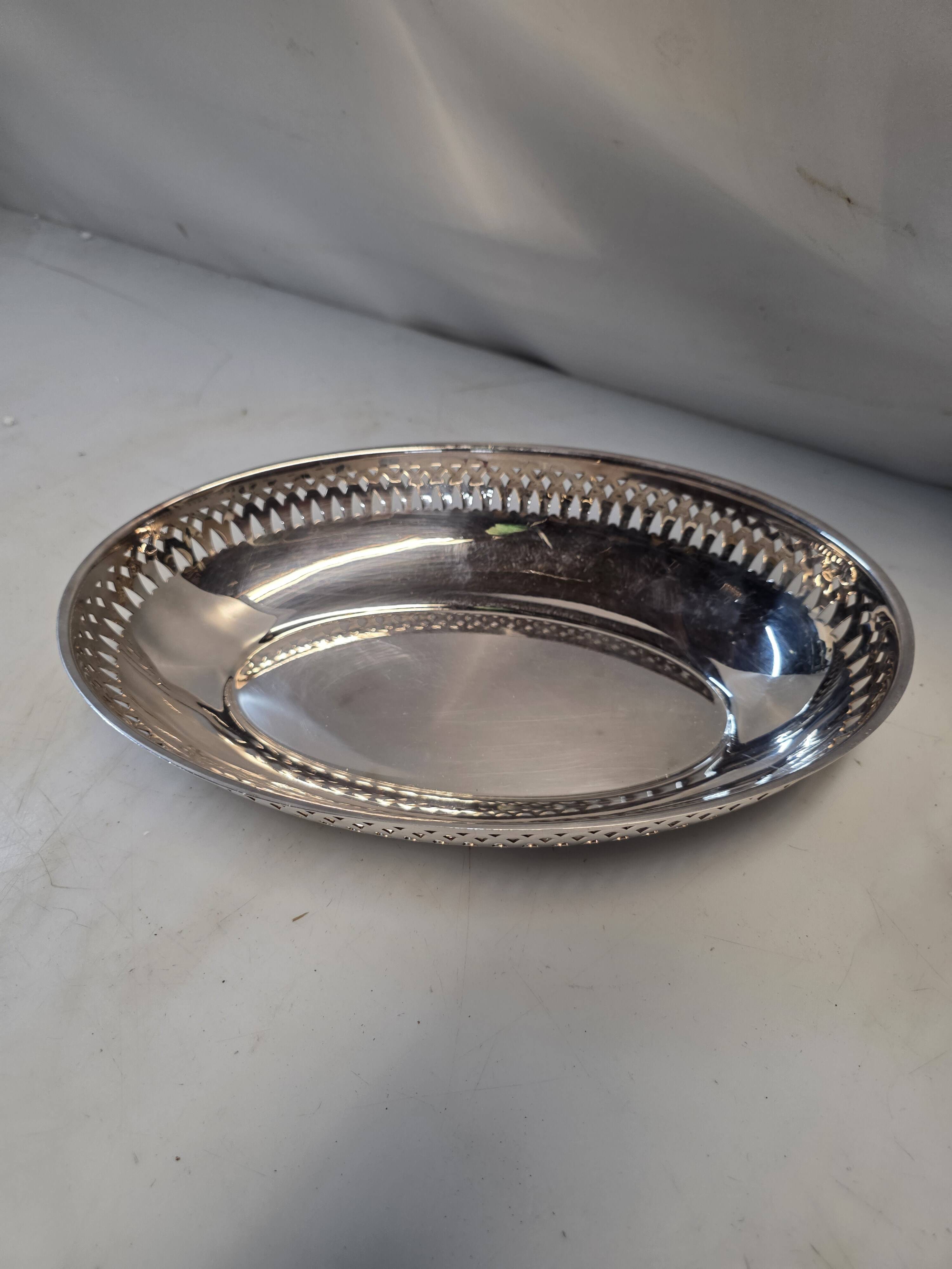 Silver-plated metal centrepiece, Ercuis mid-20th century.