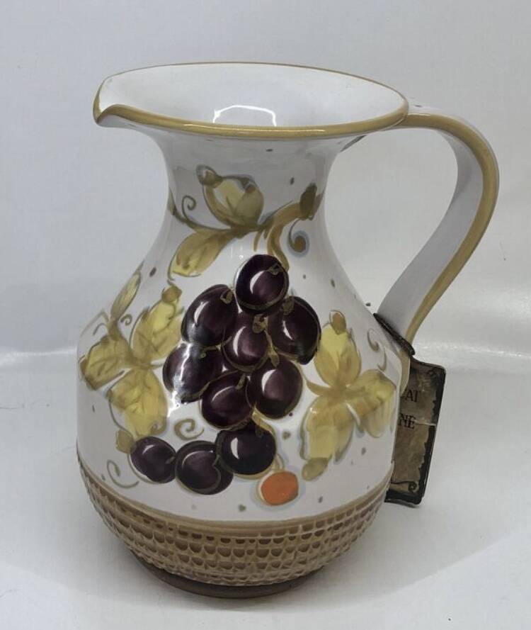 Pitcher decorated with grapes Fratelli Fanciullaci