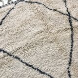 Moroccan Berber carpet Beni Ouarain with dark grey diamonds 2.6x1.53m