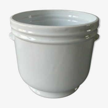 Cache pot en porcelaine blanche