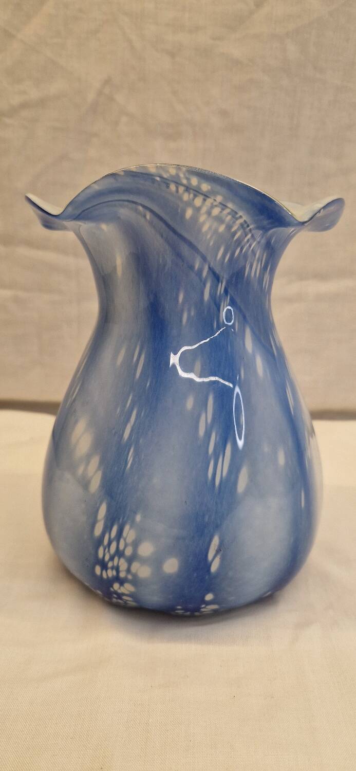 Vase ancien verre soufflé Bleu et blanc rétro vintage