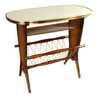 Table d'appoint originale des années 1950 avec porte-revues - Vintage
