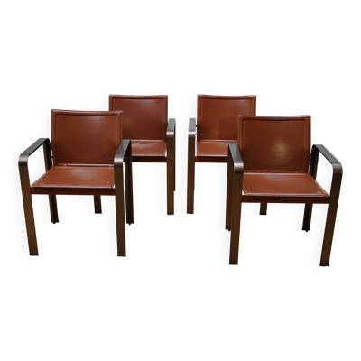 Suite de 4 fauteuils Matteo Grassi
