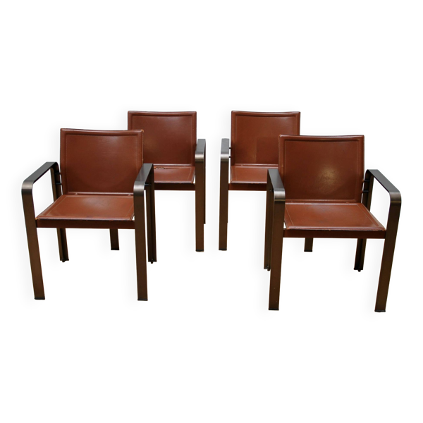 Suite de 4 fauteuils Matteo Grassi