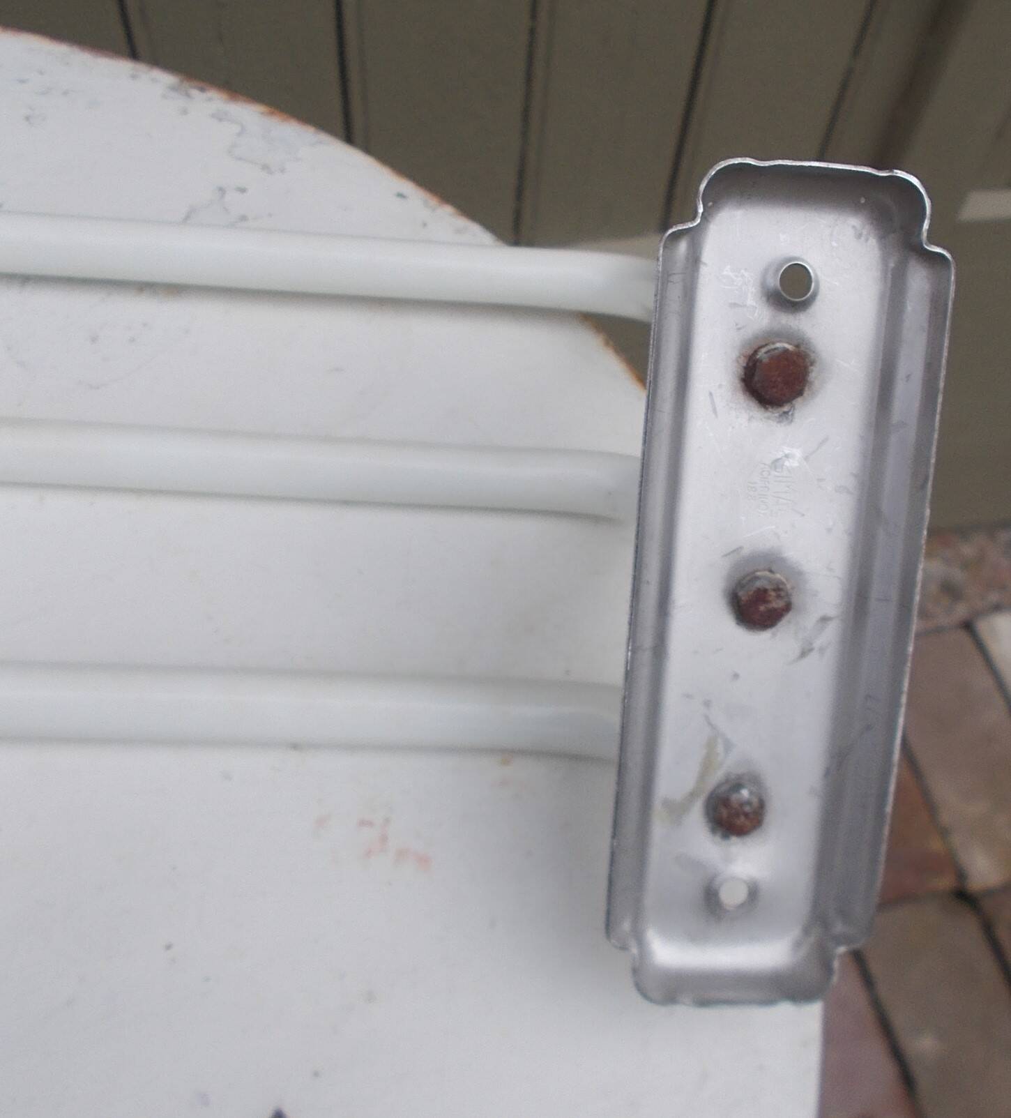 Art Deco wall-mounted towel rack