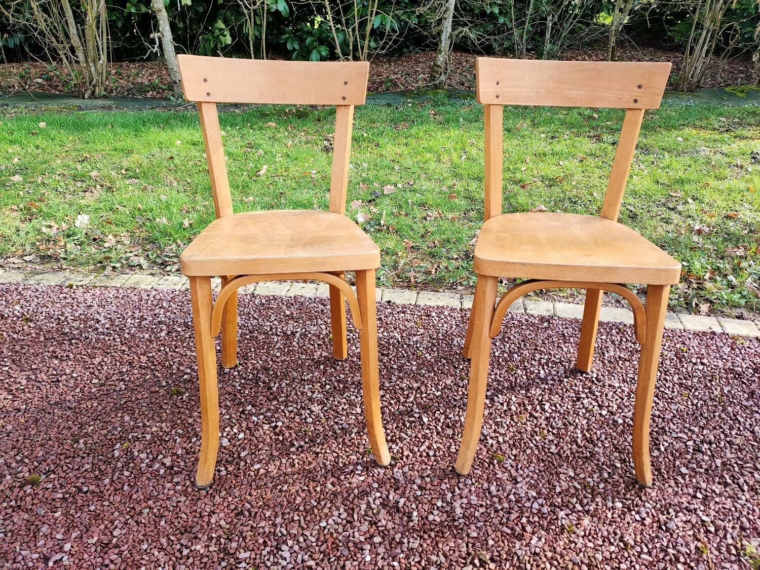 Paire de chaises bistrot Baumann