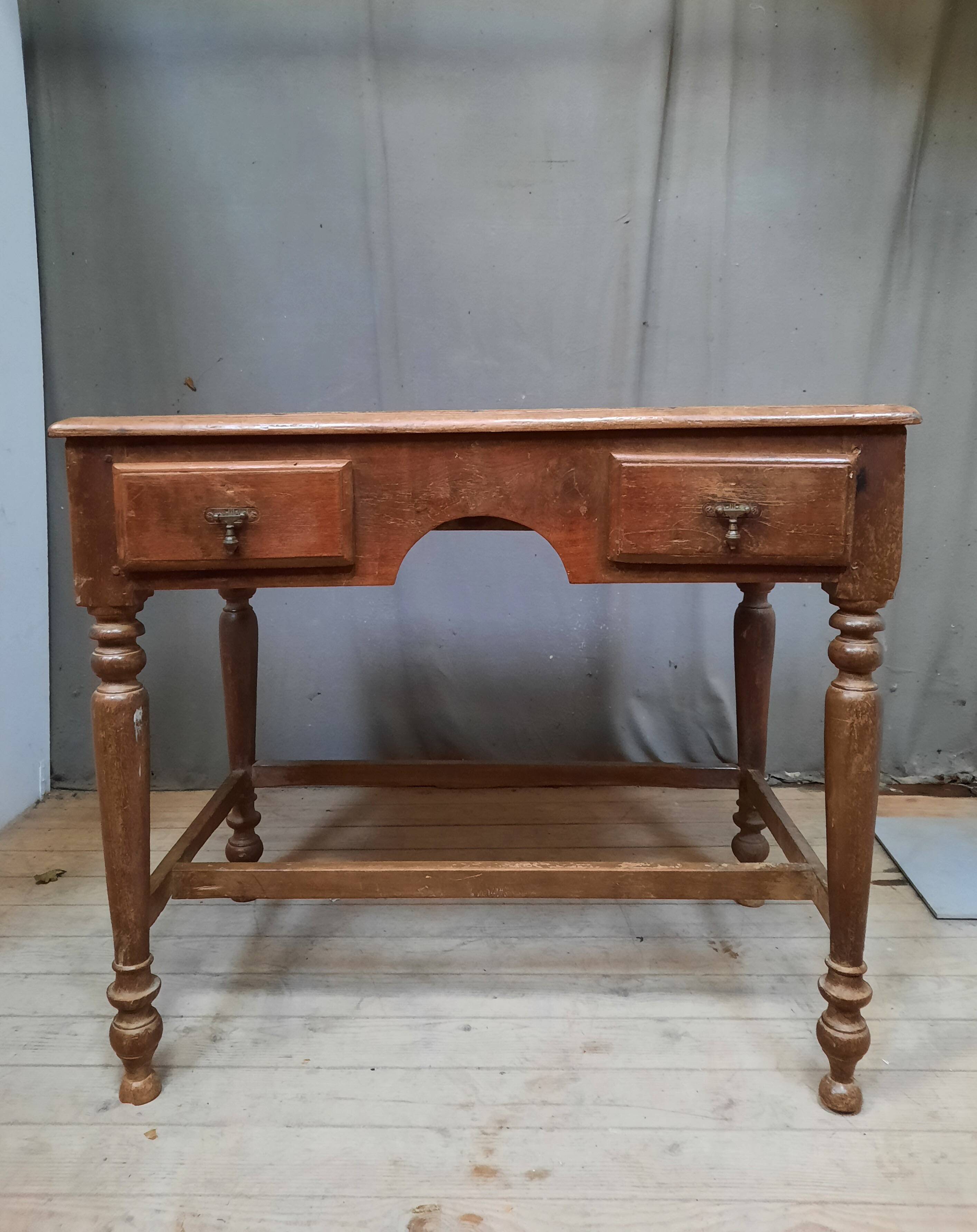 Table burreau rustique à 2 tirroirs