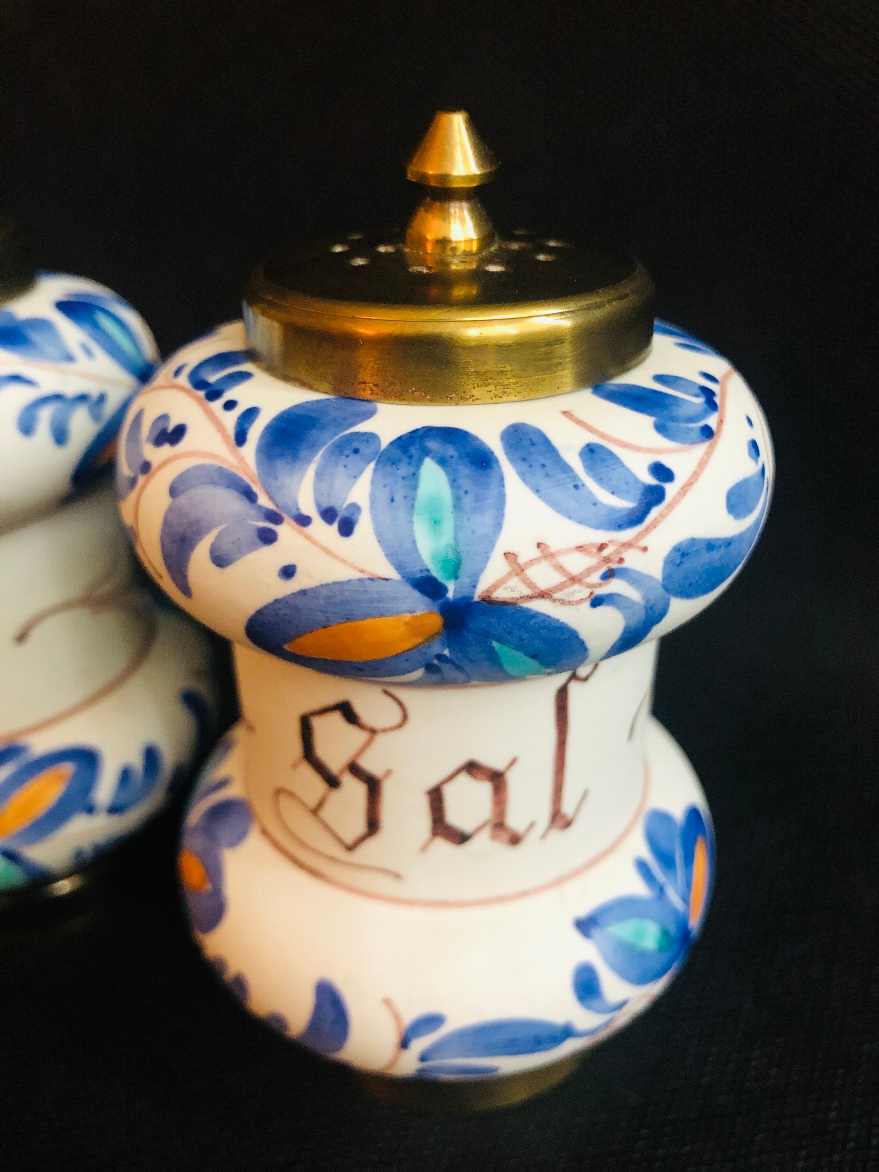 Italian salt and pepper shaker