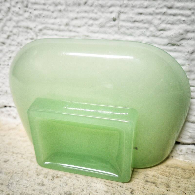 Opaline soap dish