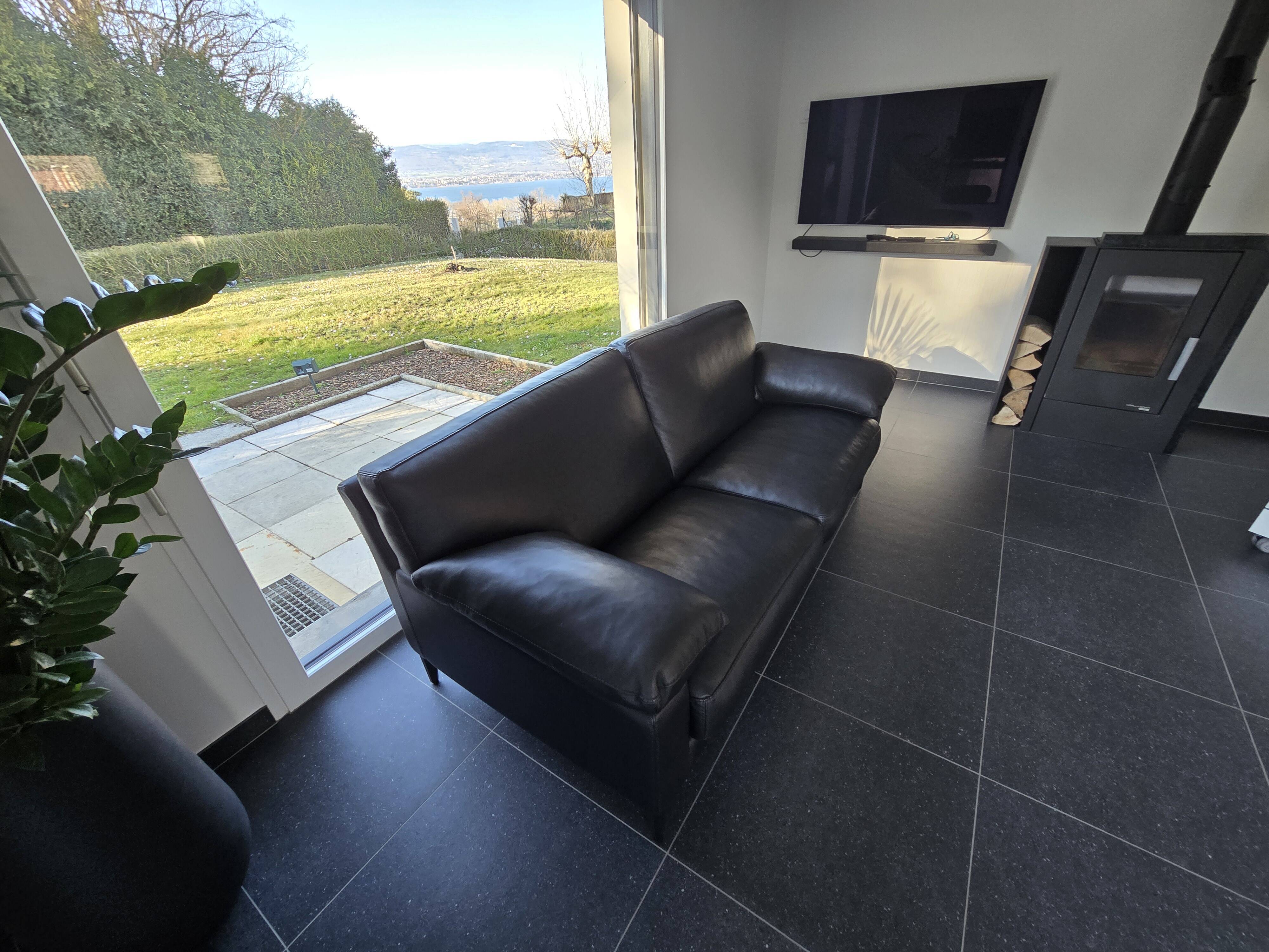 Duvivier-Mateo 2-seater sofa