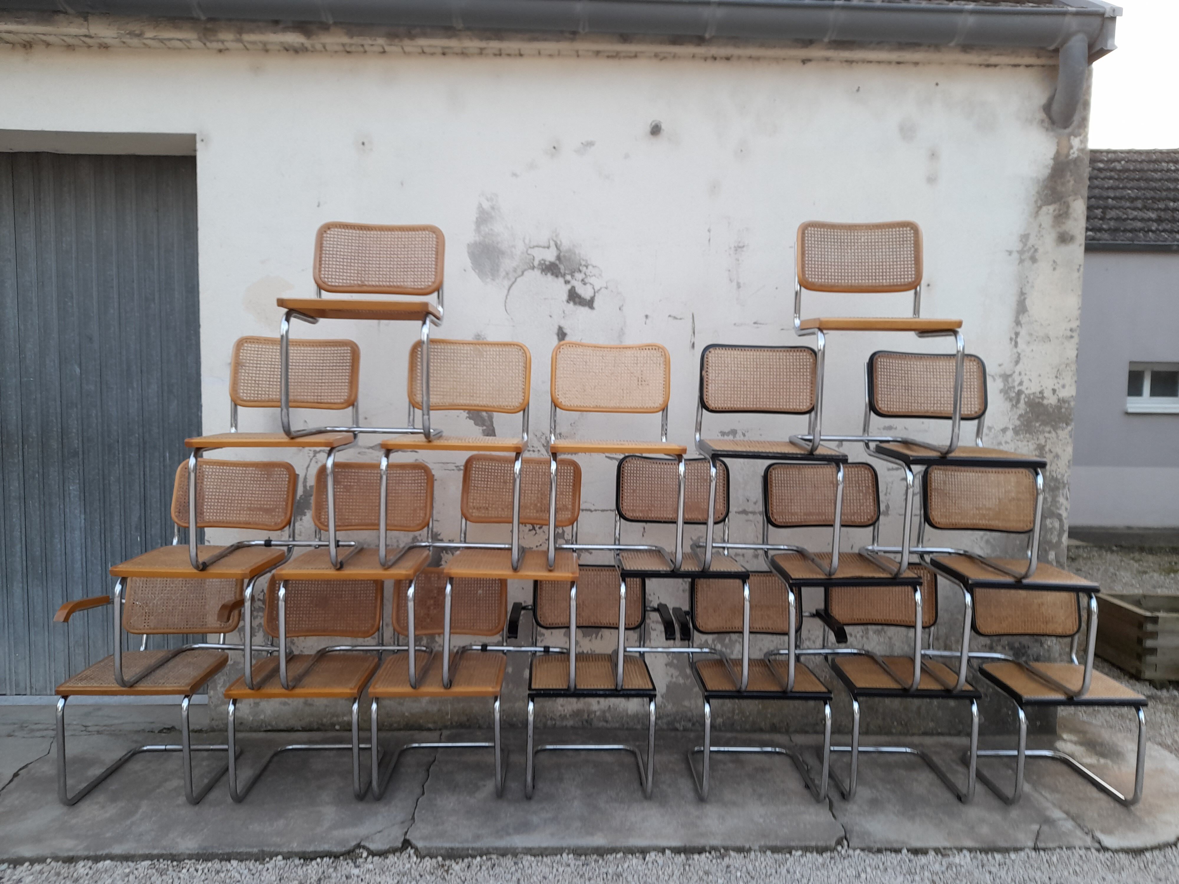 Paire de fauteuils B64 Cesca de Marcel Breuer