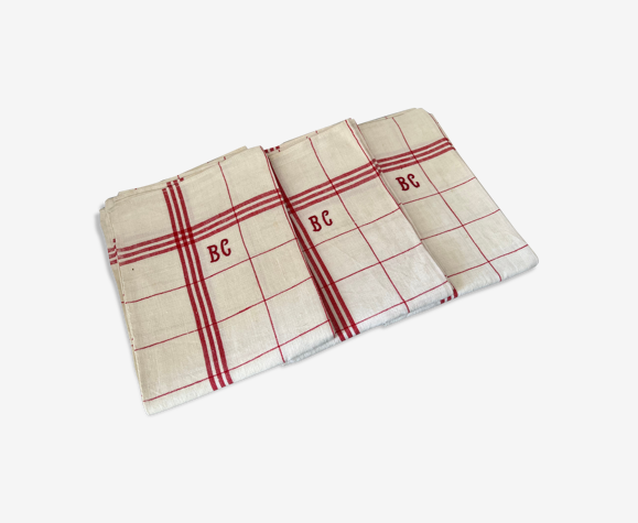 Old embroidered tea towels