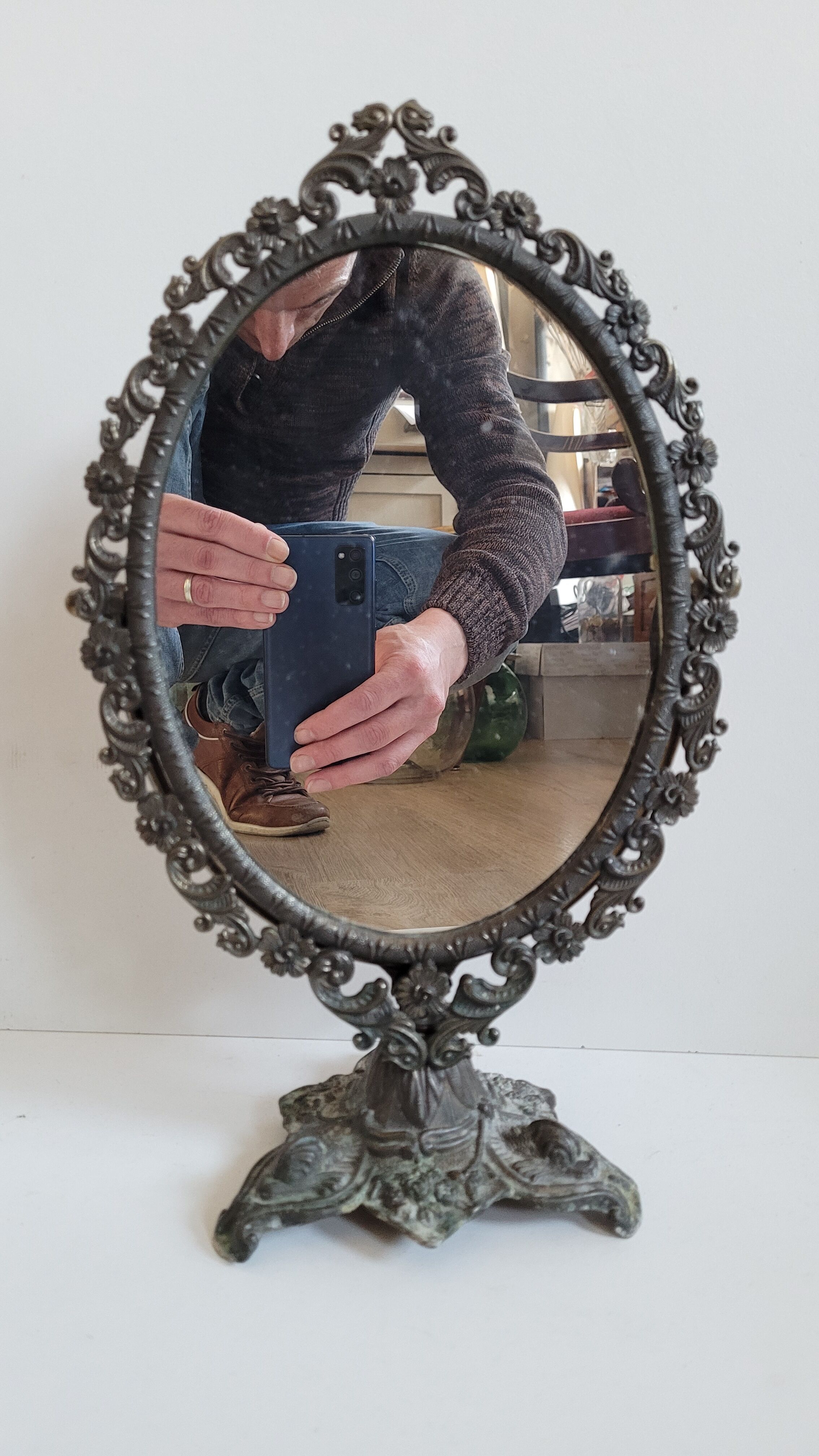 Brass psyche mirror