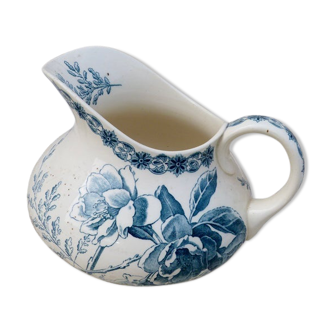 Jug in faience motifs flowers and insects