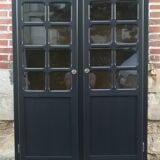 Parisian showcase cabinet