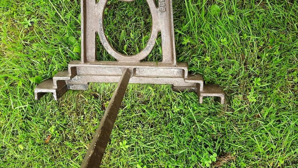 Bistro table, art deco cast iron feet, wood tray