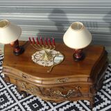 Coffin-style chest of drawers in walnut