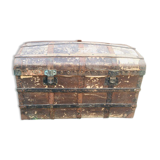 Old pirate chest 1880s