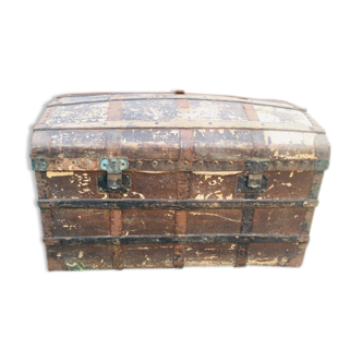 Old pirate chest 1880s